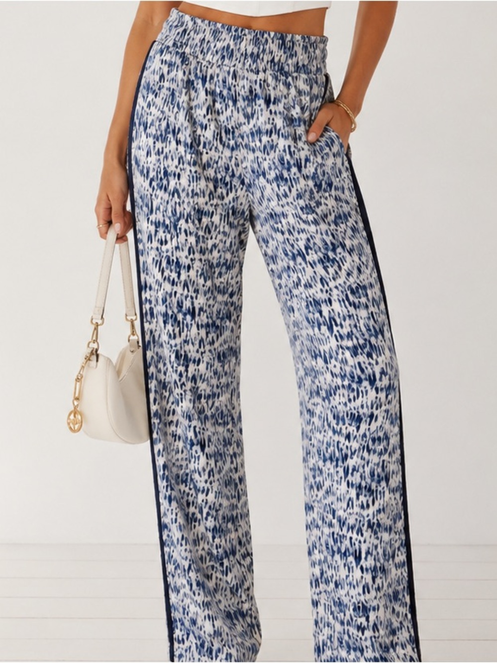 Forever 21 Blue Printed Wide-Leg Trousers with Side Stripe Large New